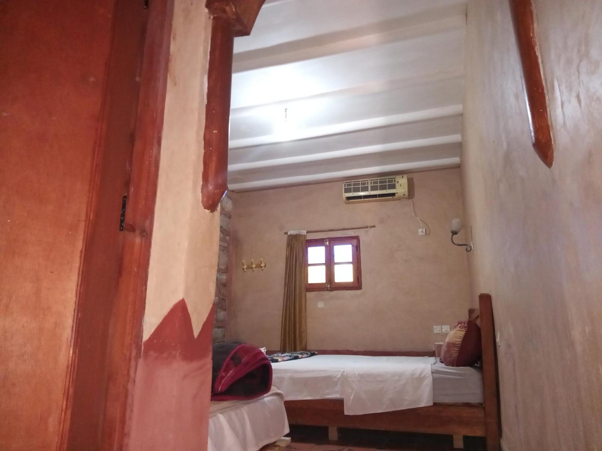 Dar Zara Hotel Tiourjdal Exterior photo